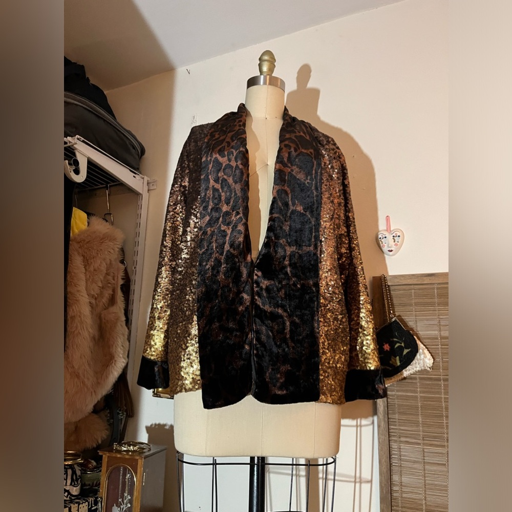 Johnny Was Sequin leopard print kimono